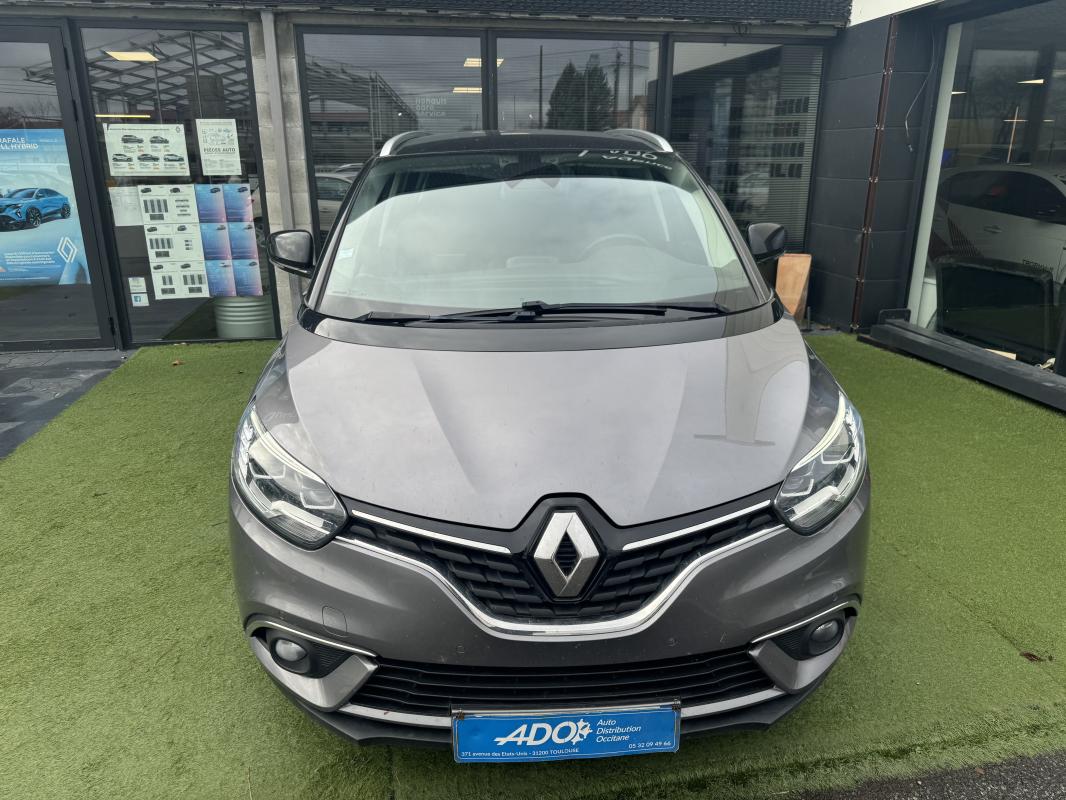 voiture d'occasion Renault Grand Sc�nic