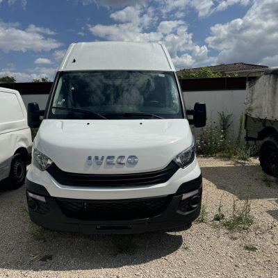 vehicule image